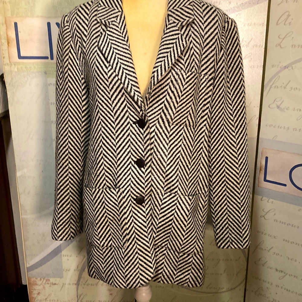 Newport News 1990’s Blazer SZ 10